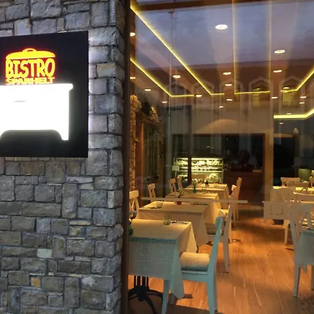 Daire Jakocs Szallasa *